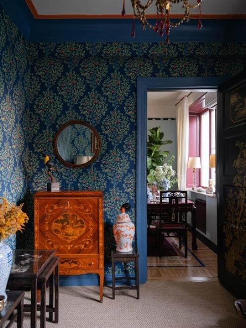 Реализованный интерьер квартиры с антиквариатом, площадью 70 кв. 02