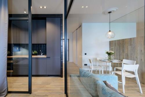 Квартира - студия.  Оцените идею зонирования спального места от 1 до 10. 06