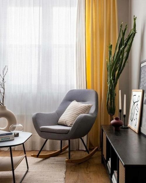 Небольшая кухня переходящая в гостиную. 05