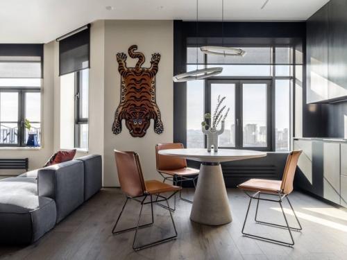 Утончённая двухкомнатная квартира для молодого человека. 08