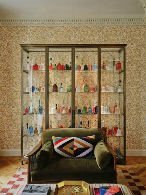 Лондонский особняк 1920-х: антиквариат, уорхол и коллекция стеклянных колокольчиков. 03