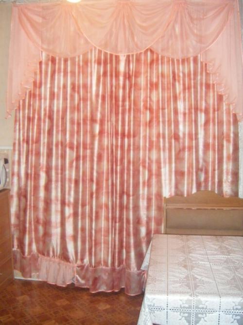 Шторы для кухни - это огромный размах фантазии хозяек, которые очень много времени проводят именно на кухне. 02