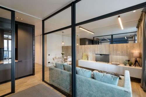 Квартира - студия.  Оцените идею зонирования спального места от 1 до 10. 07