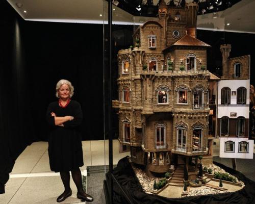 Самый дорогой кукольный домик в мире? 01