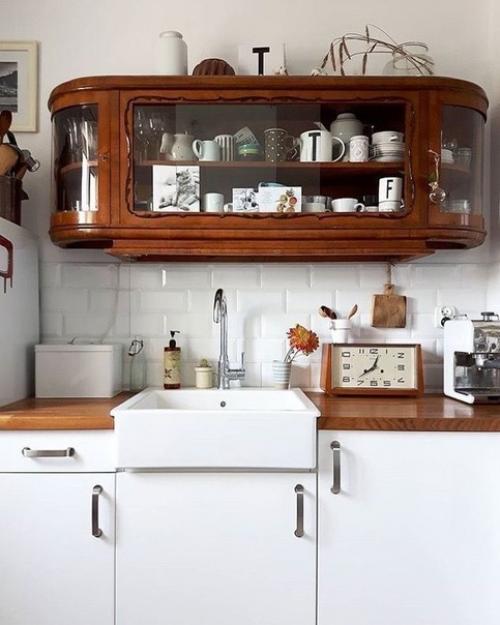 Верх серванта - отличный вариант для кухни в ретро - стиле. 03