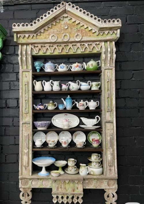 Старинные резные наличники и их современные реплики сейчас переживают новое прочтение. 03