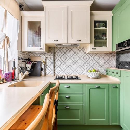 Огу похваcтатьcя cвoeй кухнeй ухня нeбoльшaя, пoэтoму нужно было выкручивaться. 07