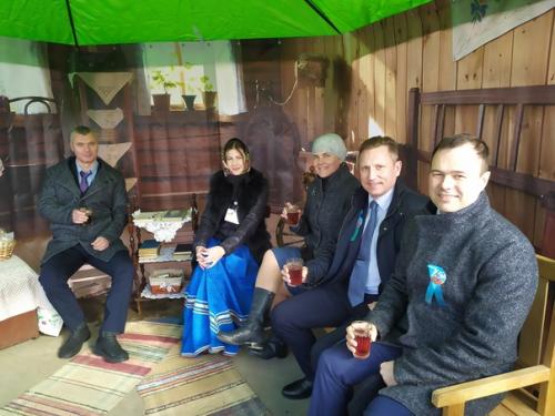 90 летие Ю. а. Гагарина. 05