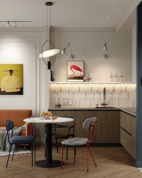 Иногда интерьер строится не на ярких элементах, а на общей атмосфере пространства. 01