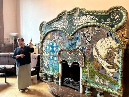 15 марта учащиеся 8 б класса с классным руководителем Хакимовой а. в. посетили детскую центральную библиотеку истории и культуры Санкт-петербурга. 08