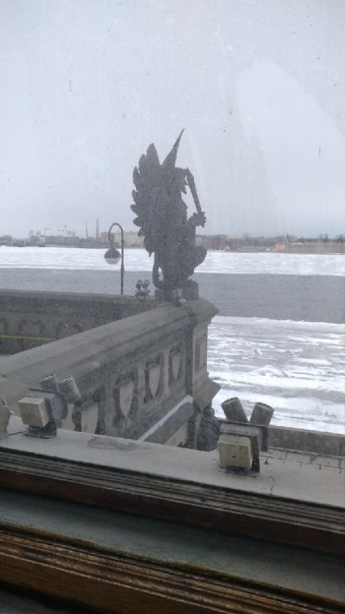 Вот представьте - все ваши родственники живут в отдельных домах в Шаговой близости от вашего дома. 01