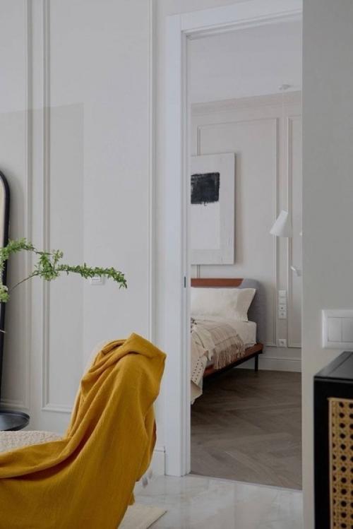 Светлая квартира для бизнес-леди в Москве. 06