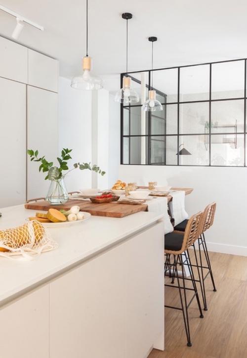 Уютный дизайн интерьера просторной кухни - гостиной в целом конечно ничего сверхъестественного и необычного, не прям вау и не удивляет но! 02