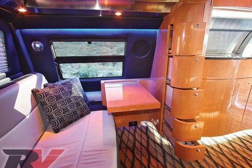 Самый большой внедорожный пикап - автодом. 09 Самый большой внедорожный пикап - автодом. 09