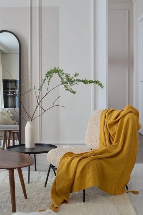 Светлая квартира для бизнес-леди в Москве. 05