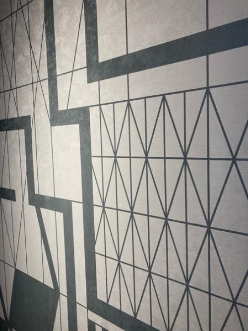 Всматриваемся в детали.  Во всех видах дизайна ( мебель, автомобили) по проработке деталей судят о качестве. 01