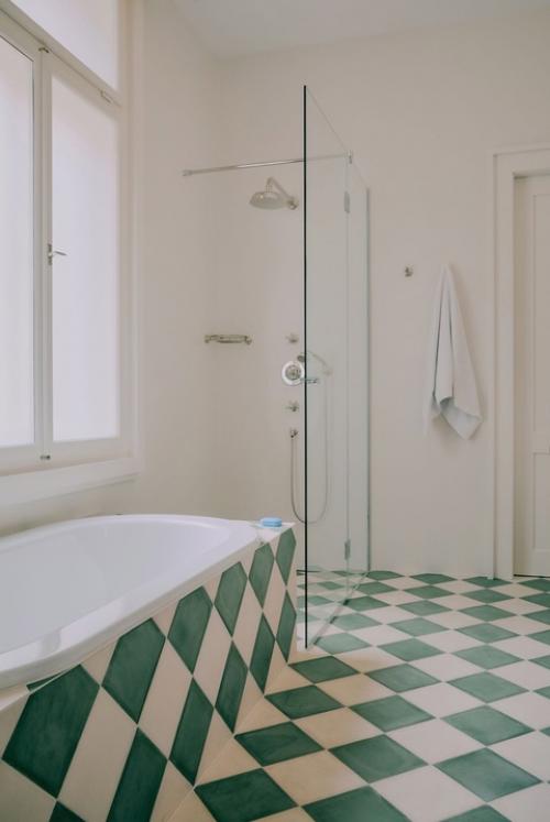 Клиент, любитель оперы, предоставил мне огромную свободу. 07