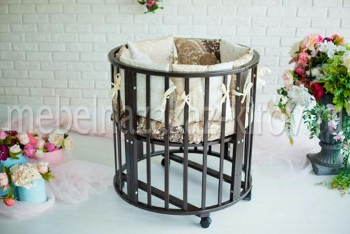 Мы продаем кроватки, которые отлично впишутся в любой интерьер и станут неотъемлемой частью домашних фотосессий. 02