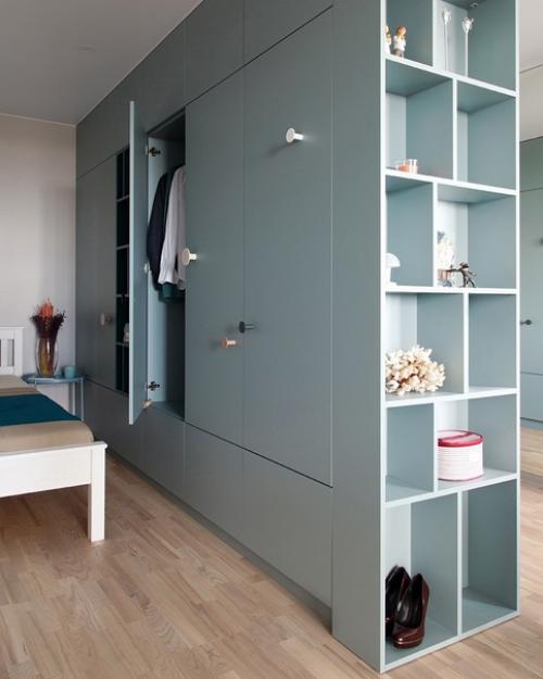 Стильный интерьер квартиры в голубом цвете создает ощущение свежести и спокойствия, а также придает помещению некую изысканность и гармонию. 03