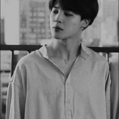 - Любимый соулмейт -.  Ау в котором: в день своего совершеннолетия, человек меняется телами со своим соулмейтом, с которым встретится в будущем. 02