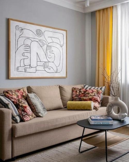 Небольшая кухня переходящая в гостиную. 04