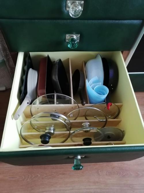 Здравствуйте!  Прошу вашему вниманию мою маленькую кухню Своими Руками. 06