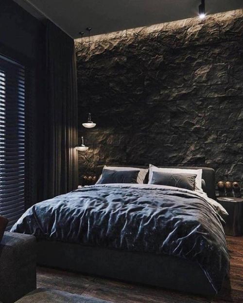 Небольшая квартира - студия в тёмных оттенках. 01