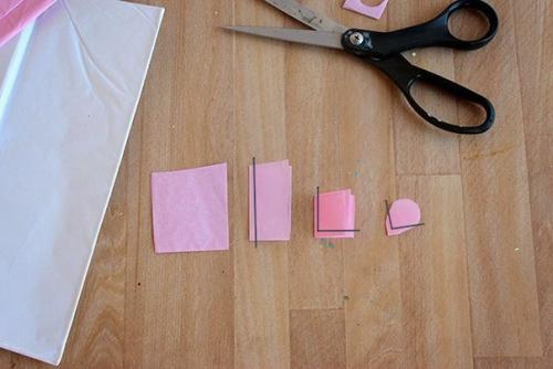 Веточка светящейся цветущей вишни из бумаги. 03