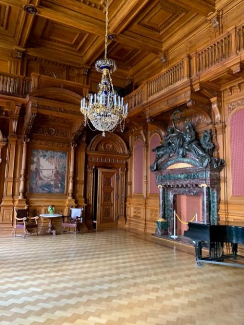 Посетив особняк половцова (дом архитекторов), у меня до сих пор сохраняется приятное послевкусие от увиденной роскоши и красоты. 05