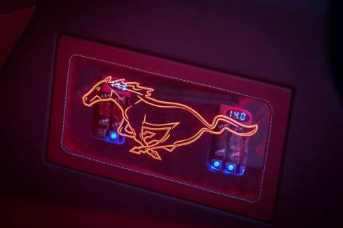 Ford Mustang получил уникальный интерьер. 05