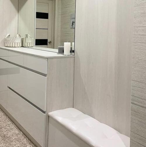 Идеальный вариант. Обустройства узкой прихожей. 01