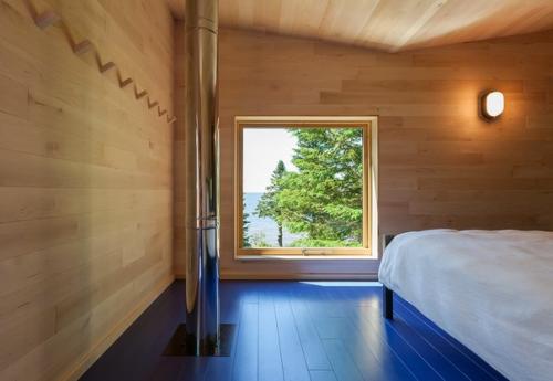 Уют загородного дома на берегу озера. 01