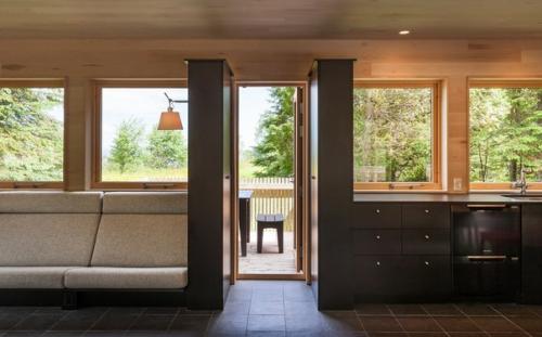 Уют загородного дома на берегу озера. 06