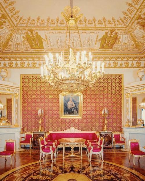 История дворцов Санкт-петербурга. 03