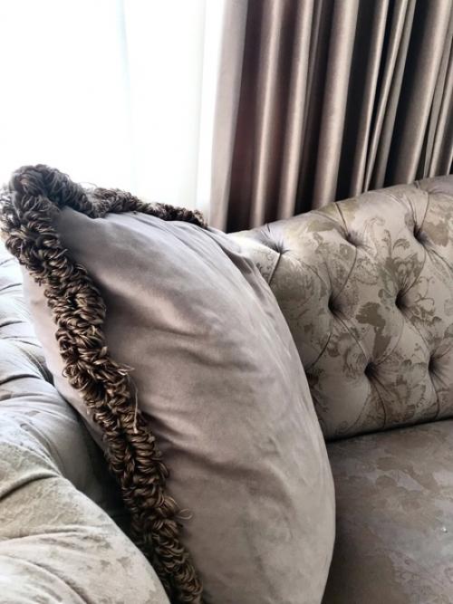 Очередь и до гостиной дошла. 07