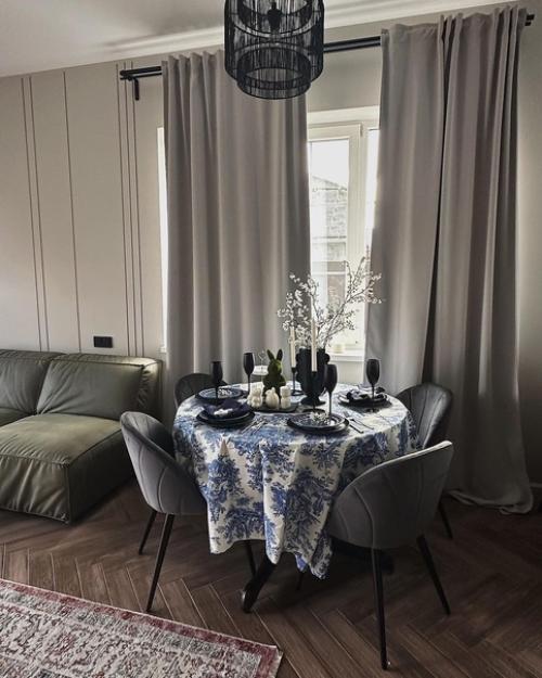 Эстетика нетипичного интерьера с черными стенами и уютными деталями Ксюши Kseniyafilimonova. 05