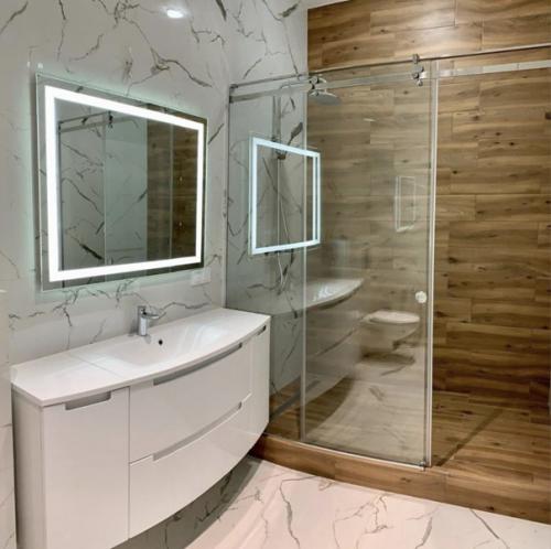 Санузел особенно красивым получился. 02