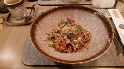 Fugu.  Решили сходить в новое заведение от рестостар. 04