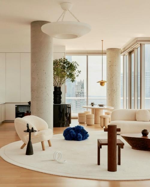 Нью-йоркская квартира, которая больше похожа на частный музей. 02