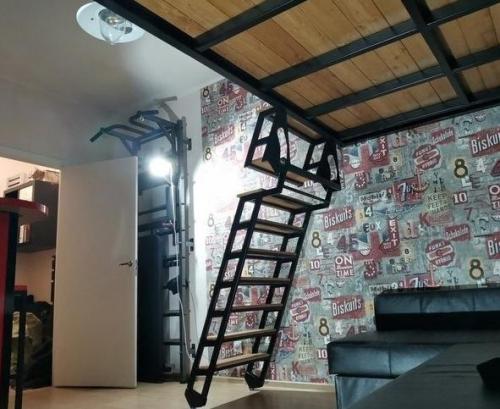 Процесс ремонта. А именно - создания второго уровня в квартире. 07