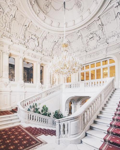 История дворцов Санкт-петербурга. 05