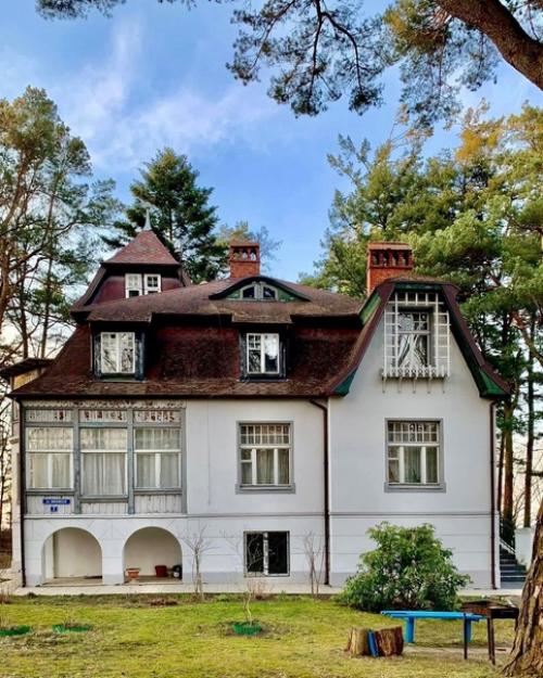 Есть в курортном Светлогорске памятники архитектуры, сведения о которых не сохранились. 03