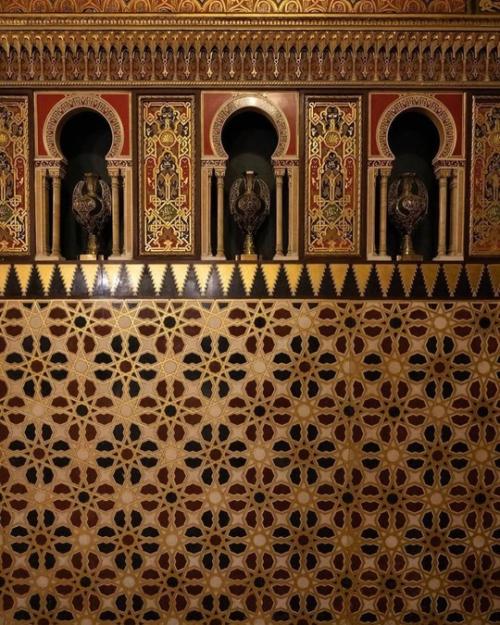 Мавританская гостиная во дворце Юсуповых на мойке - это настоящая жемчужина восточного стиля, перенесённая в сердце Санкт-петербурга. 01