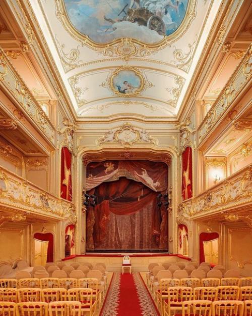 История дворцов Санкт-петербурга. 05