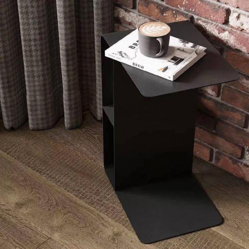 Яркие акценты монотонные интерьеры оживляют. 05