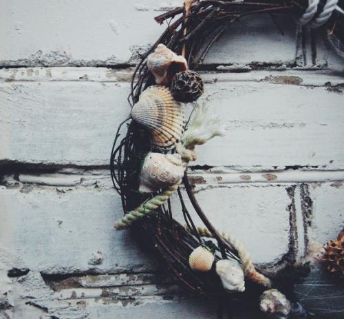 Как и многие пермяки с дефицитом витамина D, осенью, зимой и весной я мечтаю о море, а летом активно делаю вид, что вот-вот поеду. 01