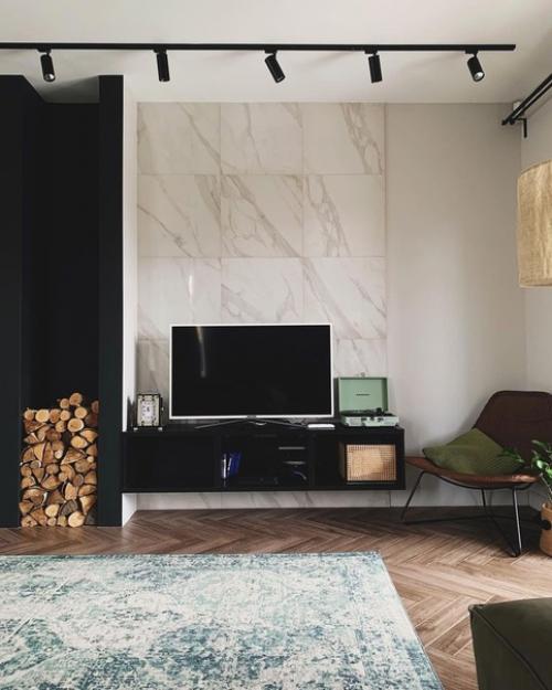 Эстетика нетипичного интерьера с черными стенами и уютными деталями Ксюши Kseniyafilimonova. 02