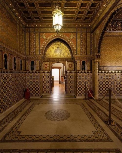 Мавританская гостиная во дворце Юсуповых на мойке - это настоящая жемчужина восточного стиля, перенесённая в сердце Санкт-петербурга. 02