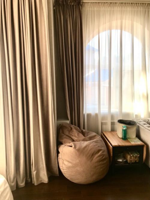 Очередь и до гостиной дошла. 04