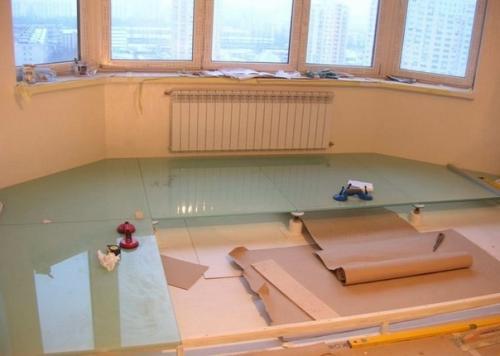 Подиум в комнате и шумоизоляция пола.

